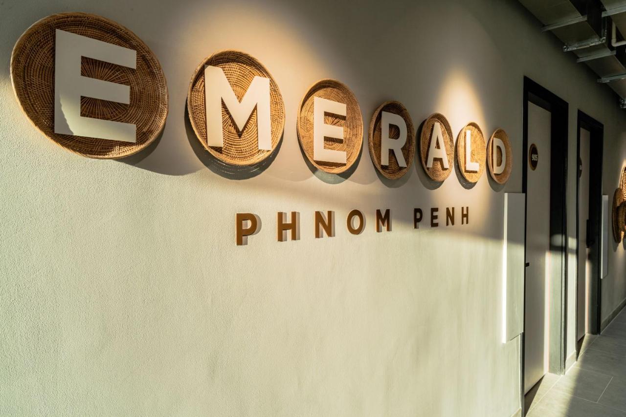 Emerald Hotel Residence Phnom Penh Bagian luar foto